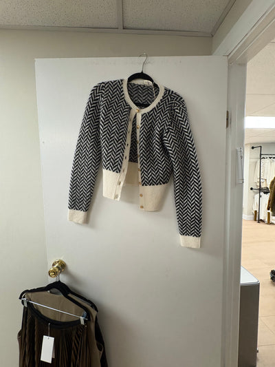 Elisabetta Franchi Herringbone Knit Cropped Cardigan